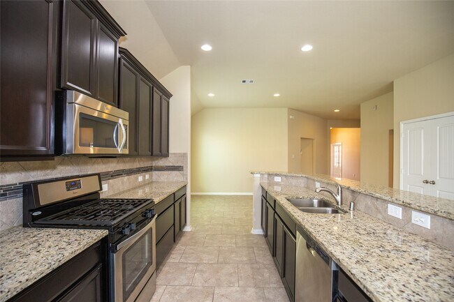 Foto del edificio - 311 Lockridge Hill Ln