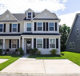 Building Photo - 212 Kirkland St