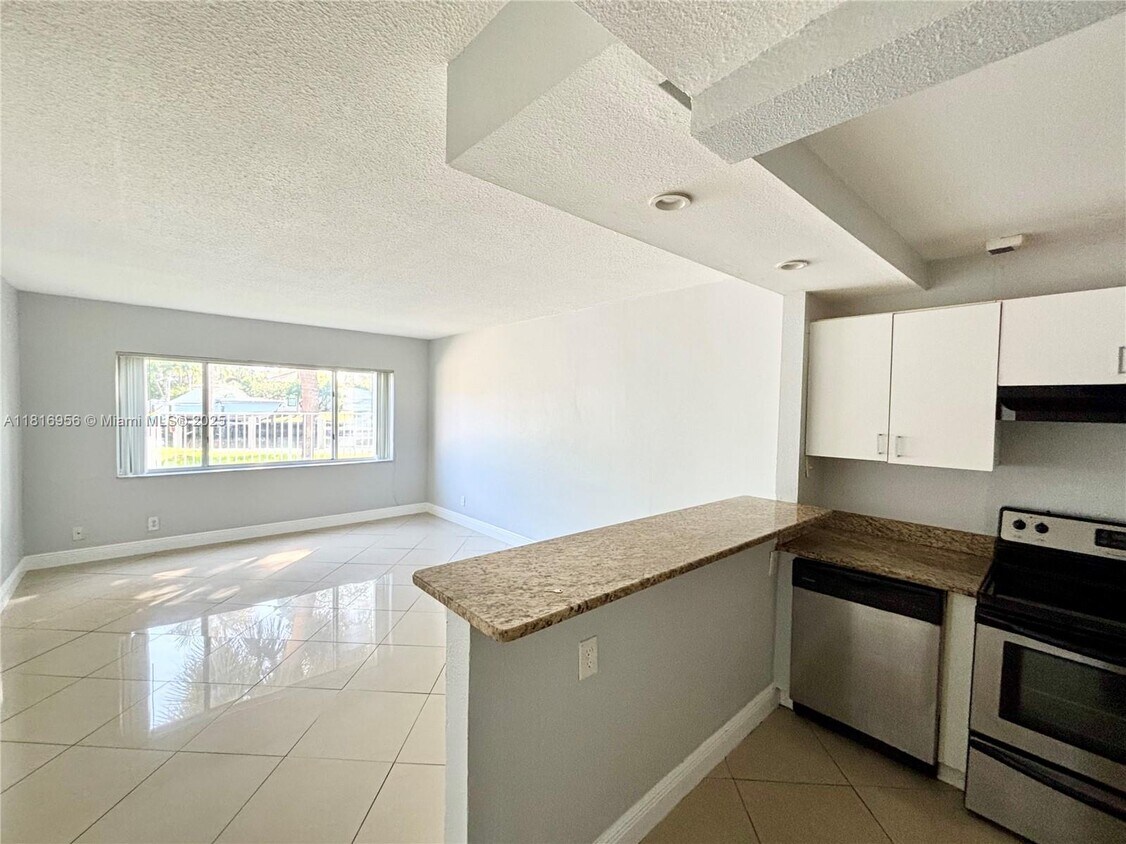 Foto principal - 251 SE 6th Ave