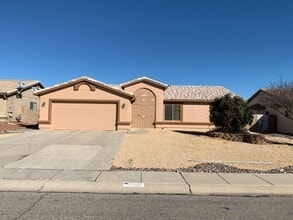Building Photo - 2875 Sierra Bermeja Dr