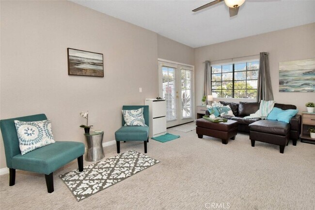 Foto del edificio - 328 Rosecrans Ave