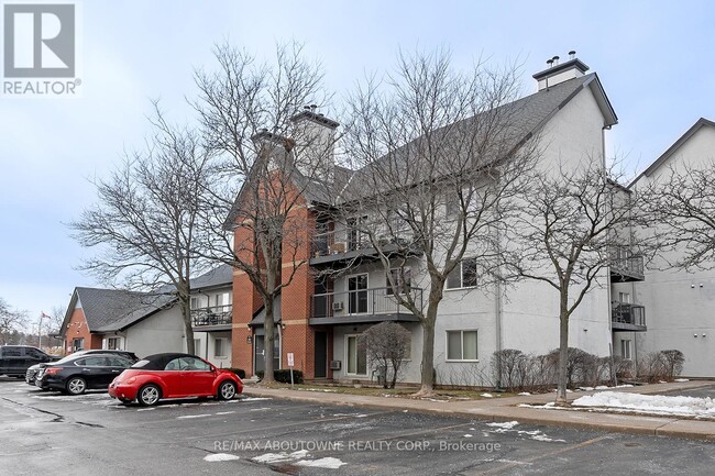 Building Photo - 1450 Glen Abbey Gate