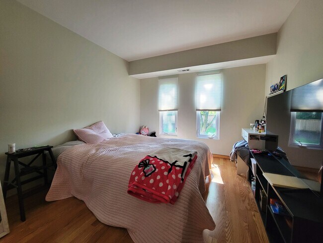 Building Photo - 1425 Sandpebble Dr