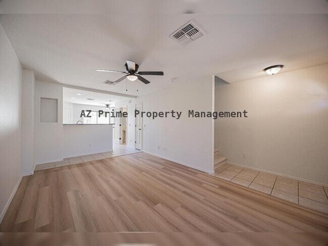 Foto del edificio - 7801 N 44th Dr