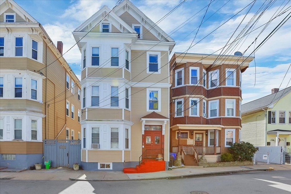 Primary Photo - 12 Bynner St