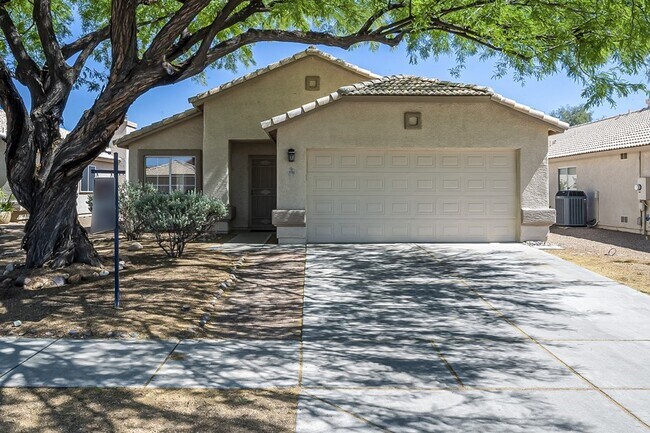 Building Photo - Northwest Tucson 3Bed/2 bath Home w/ Brigh...