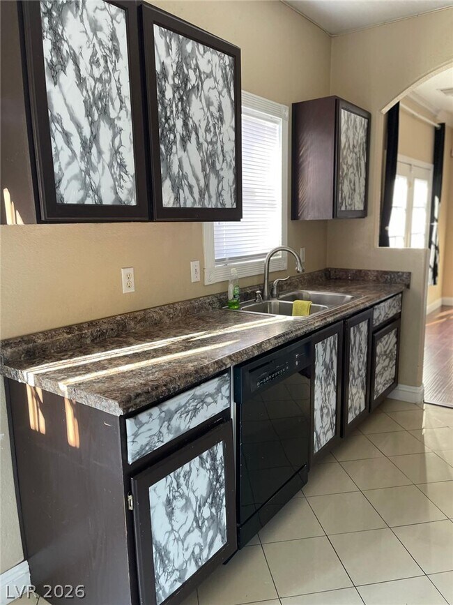 Foto del edificio - 1476 Reef Ridge Ct