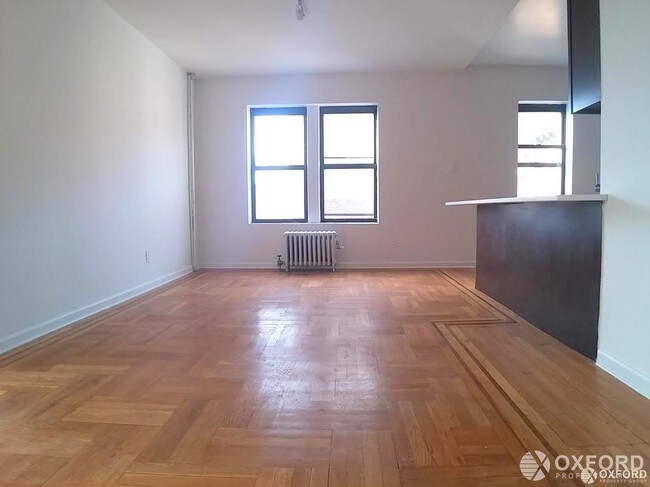 Foto del edificio - 464 Clinton Avenue