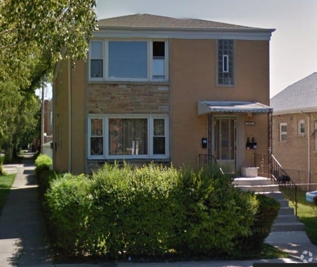 Building Photo - 5501 W Dakin St