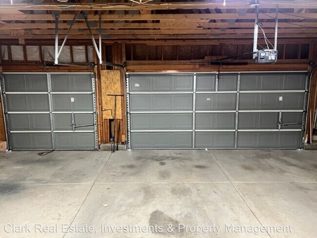 Building Photo - 3 br, 2 bath House - 9680 Crystalline Dr.
