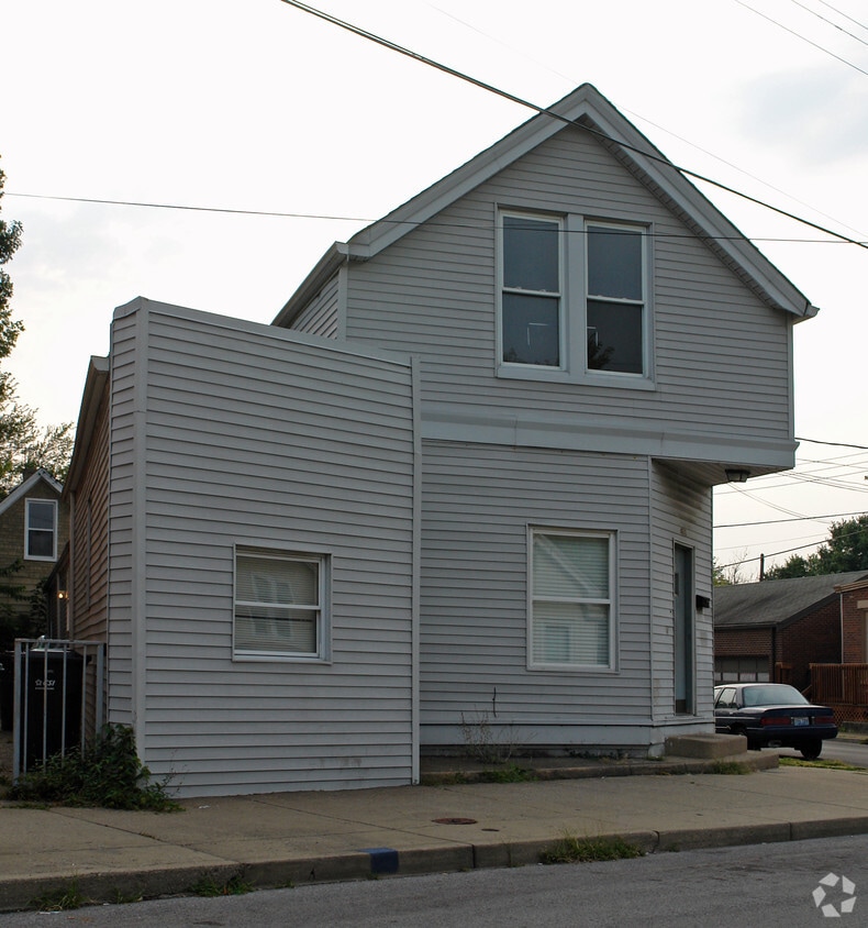 4012 Decoursey Ave, Latonia, KY 41015 Apartments in Latonia, KY