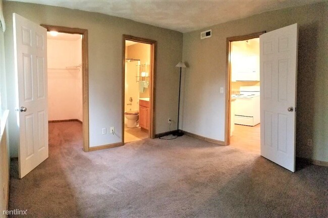 Foto del edificio - 1 br, 1 bath Apartment - 525 W H St Apt 4