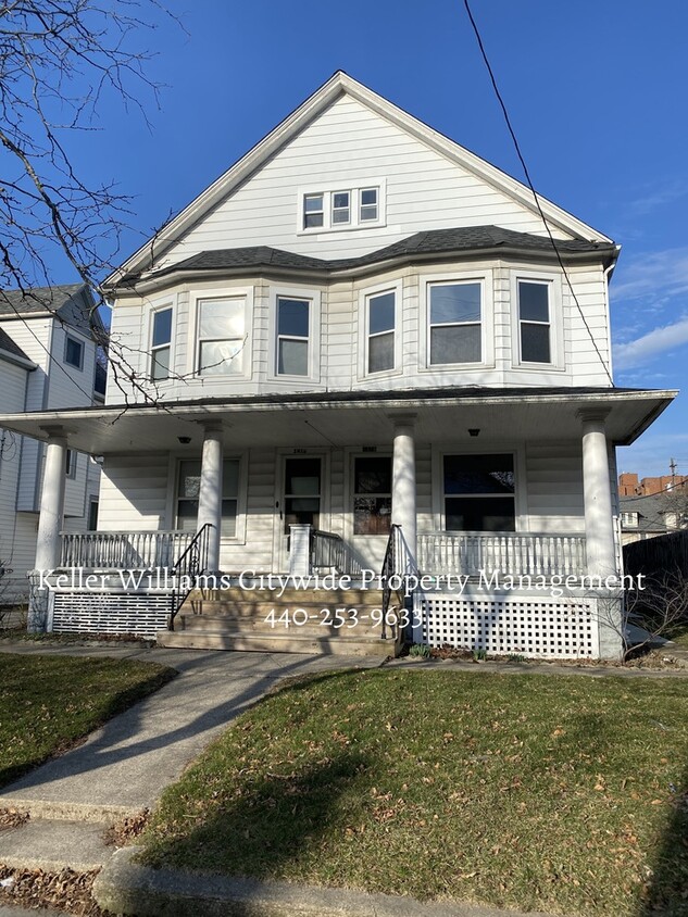 3 bedroom side by side duplex Lakewood Townhome Rentals in Lakewood