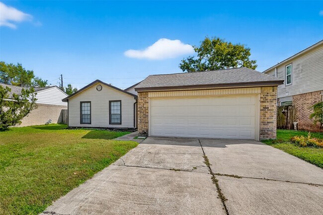 Foto del edificio - 3111 Timber View Dr