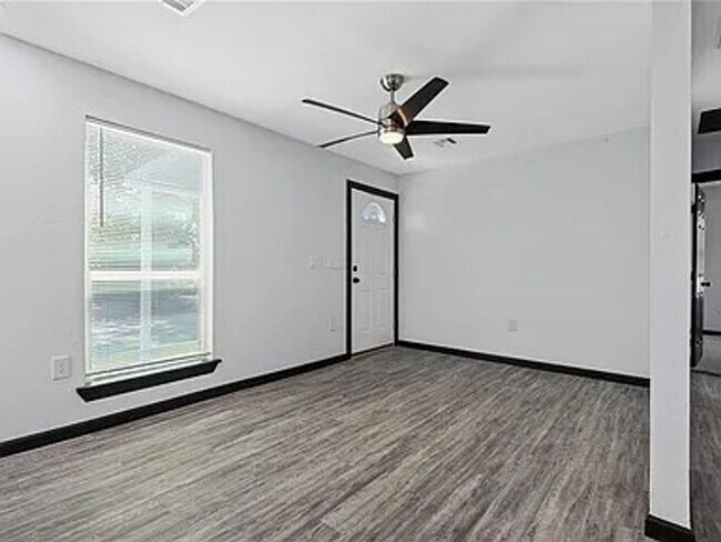 Foto del edificio - 3205 NW 14th St