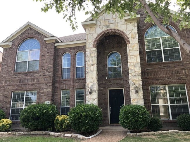 Building Photo - 508 Clear Springs Ct