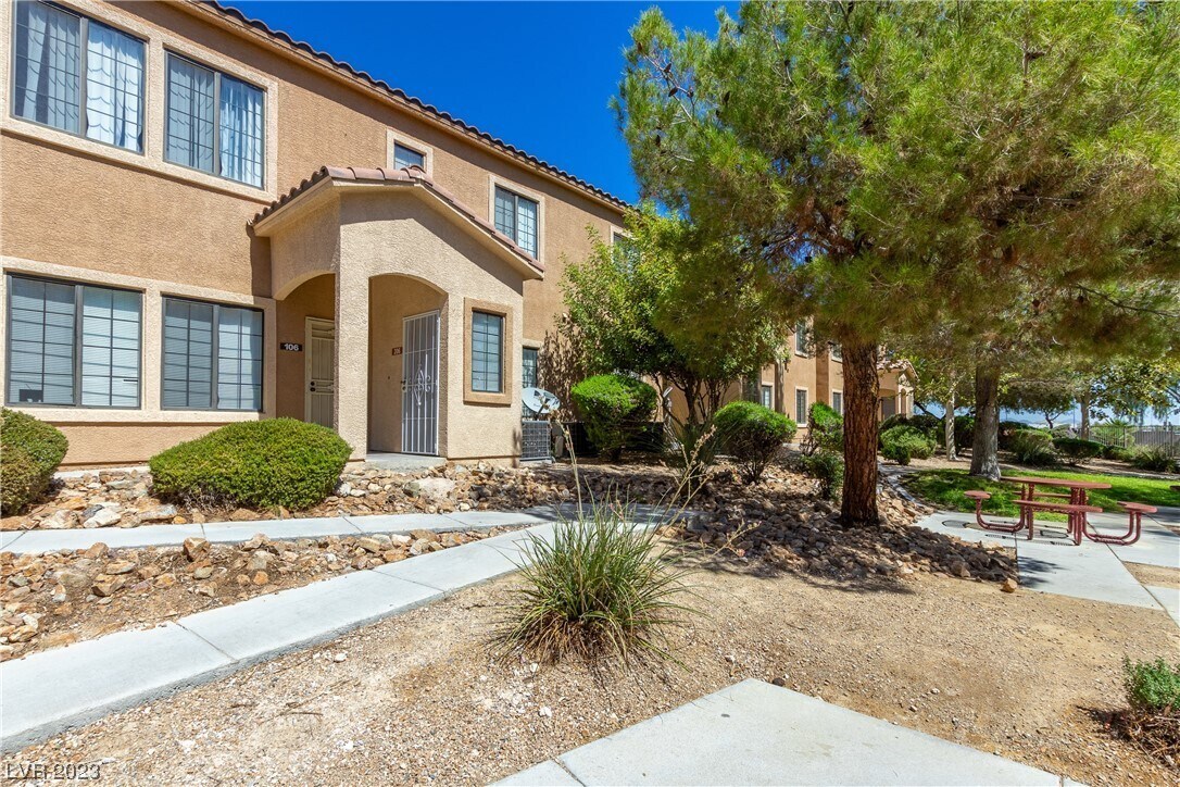 2071 Hussium Hills St Unit 206, Las Vegas, NV 89108 Condo for Rent in