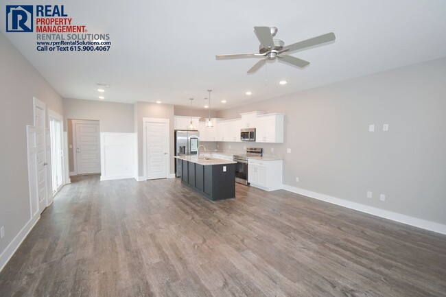 Foto del edificio - BRAND NEW 3-bedroom home in M'boro with at...