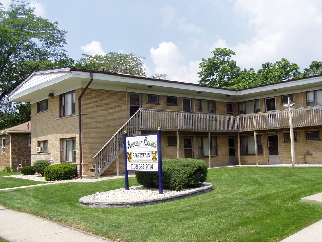 3434 147th St, Midlothian, IL 60445 Apartment for Rent in Midlothian