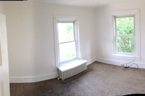 Primary Photo - 1258 Eckert Ave