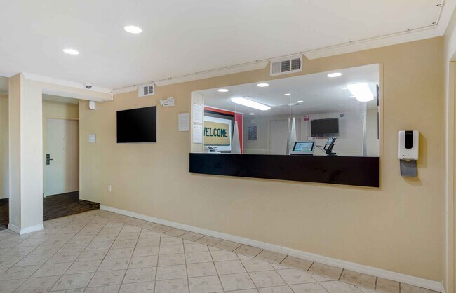 Foto del edificio - Furnished Studio-Atlanta - Marietta - Powers Ferry Rd.