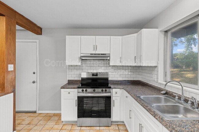 Foto del edificio - 10768 Runningbrook Dr