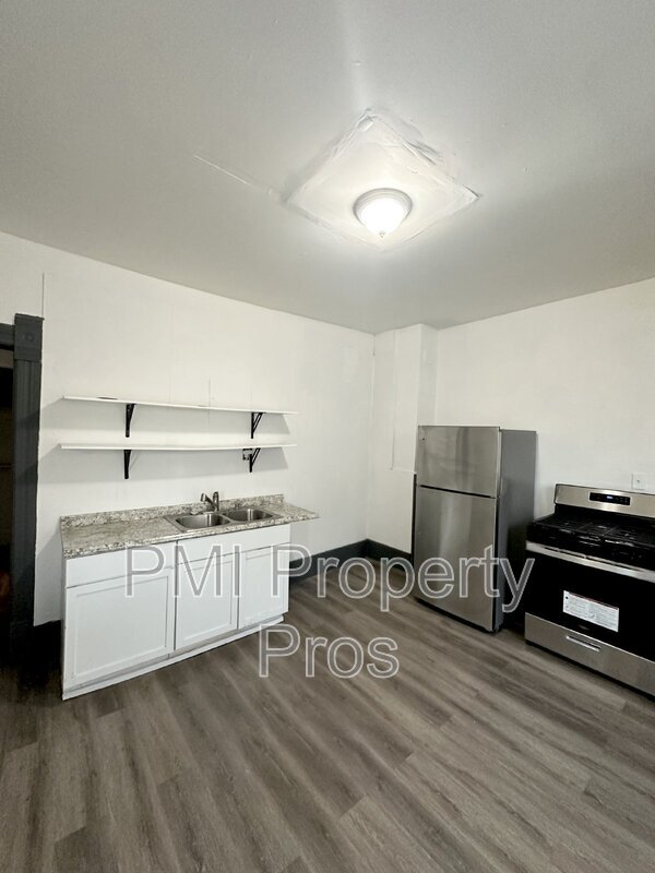 Foto del edificio - 2111A N 34th St