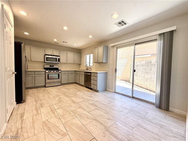 Foto del edificio - 10274 Missouri Meadows St