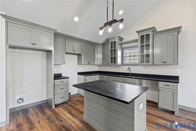 Foto del edificio - 203 Zion Hill Rd