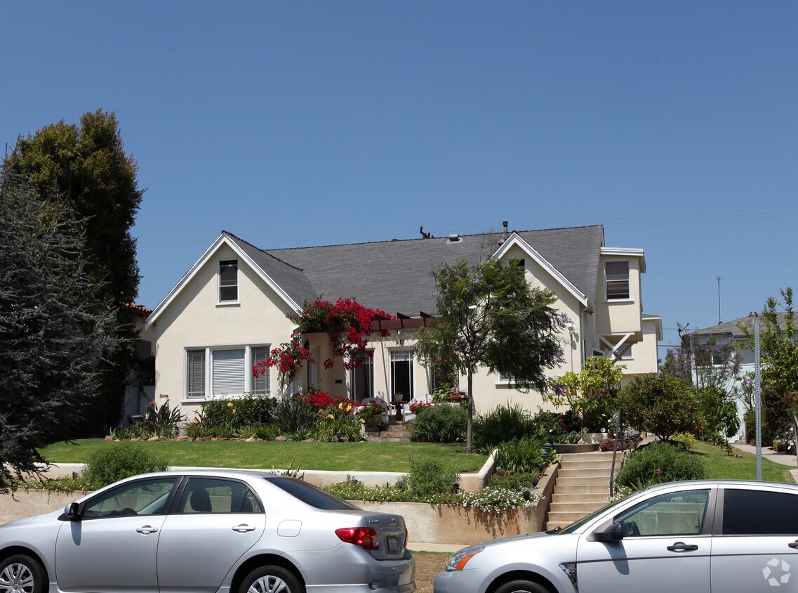 Primary Photo - 917 15th St