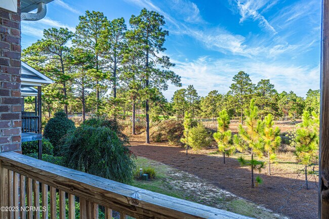 Foto del edificio - 224 Old Course Rd