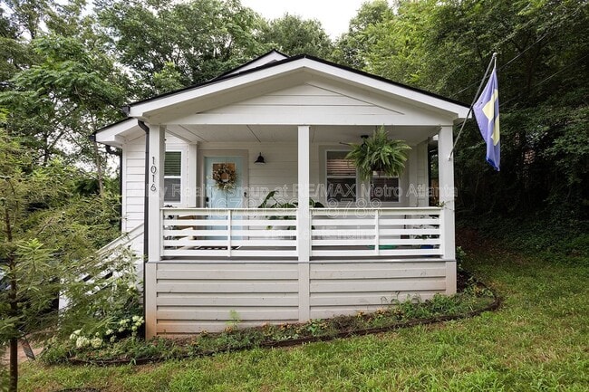 Photo - 1016 Coleman St SW House