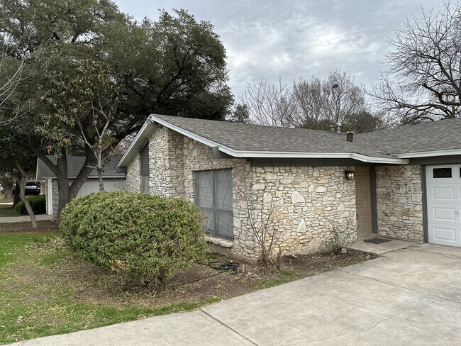 Building Photo - 11 Morey Peak 918