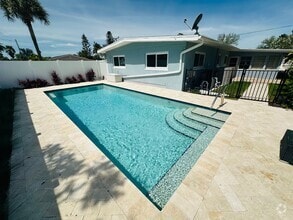 Building Photo - 385 S Tessier Dr