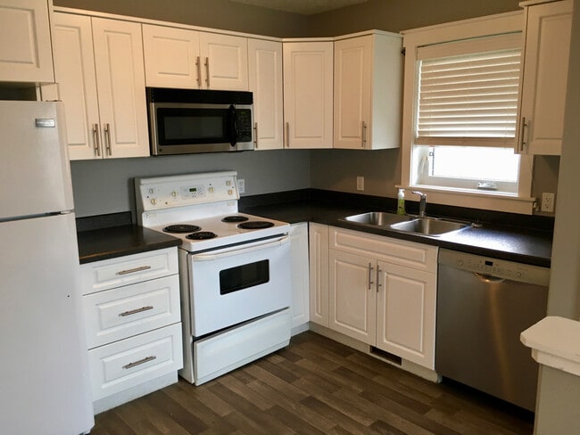 Photo du bâtiment - 844 Rae St