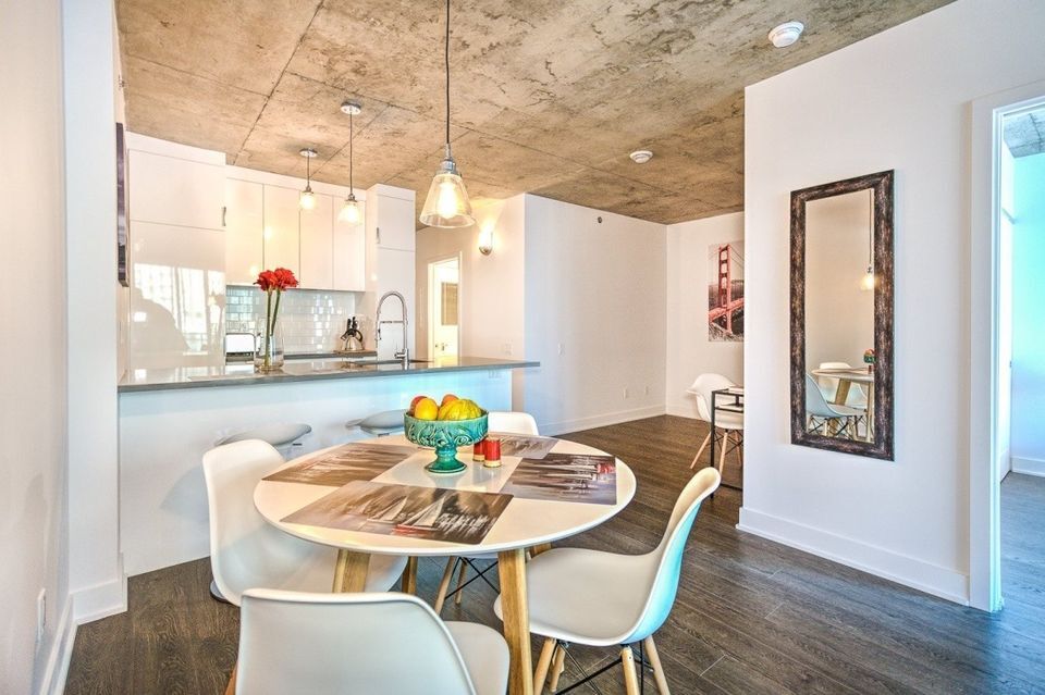 Photo principale - 1165 St Wellington