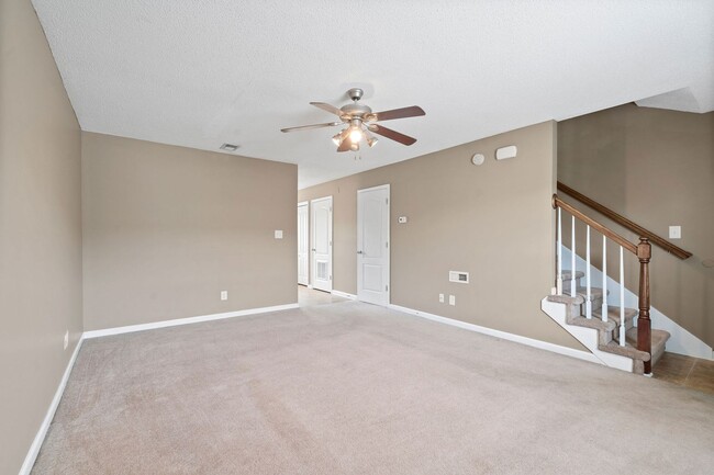 Building Photo - 524 Patriot Park Ct