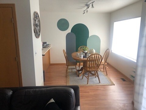 Foto del edificio - 626 S 38th St W