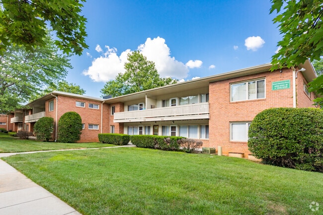 Building Photo - Falls Village Apartments