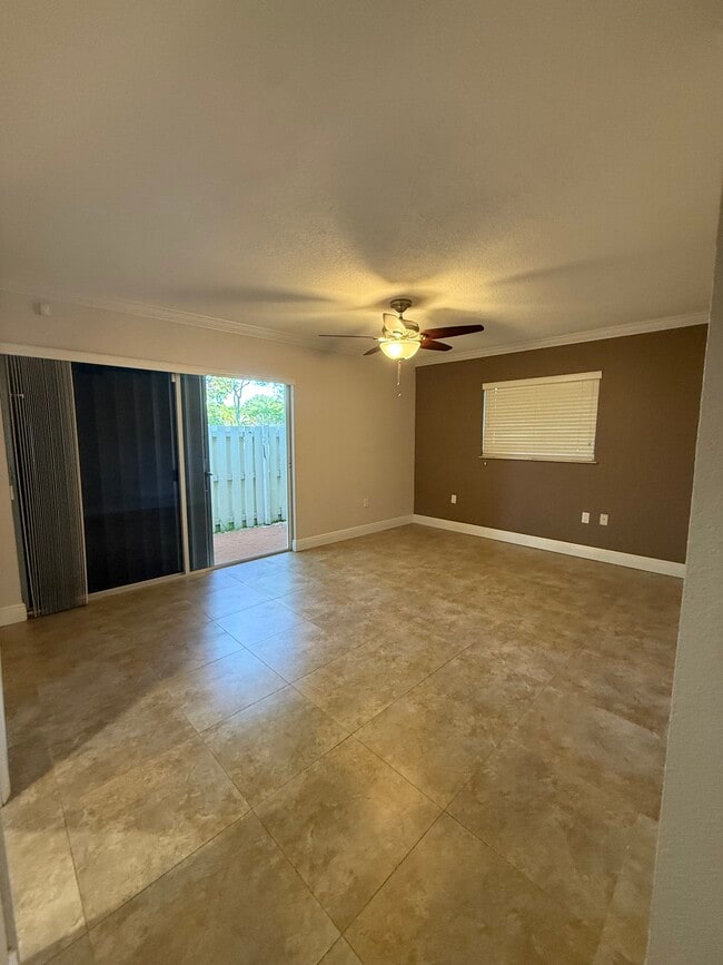 Building Photo - 8235 SW 82nd Pl