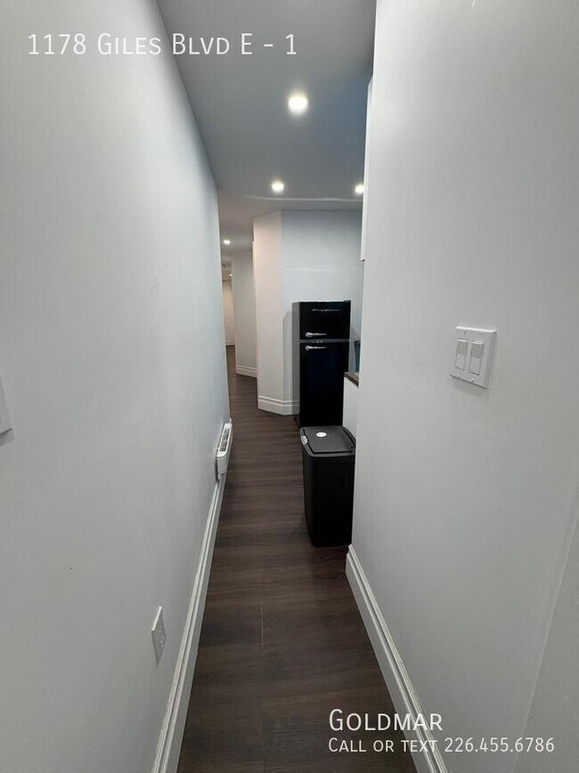 Building Photo - Furnished Two Bedroom