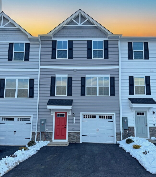 Building Photo - 2878 Orchard Ln