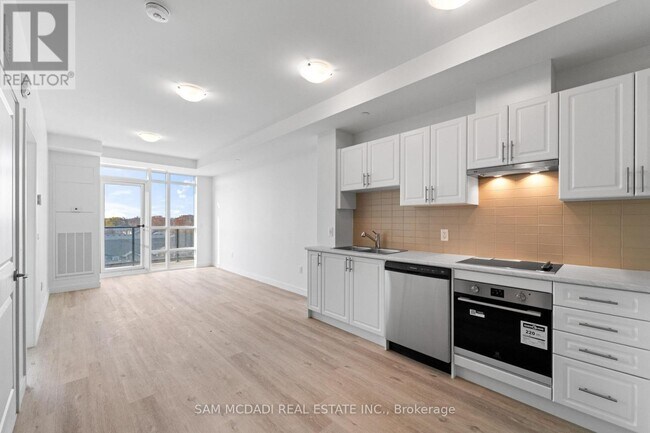 Photo du bâtiment - 461 Green Rd