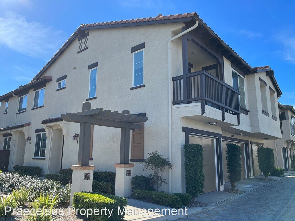 Primary Photo - 2 br, 2 bath House - 2078 Aviata Road #72