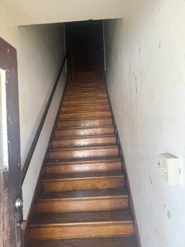 Foto del edificio - 303 E 4th Ave