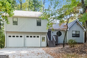 Building Photo - 8050 Sumit Wood Dr NW