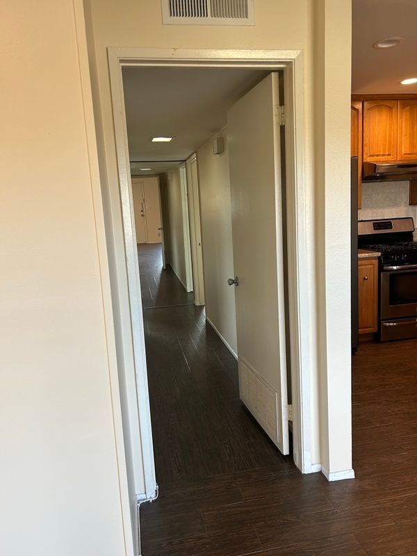 Foto del edificio - 26130 Narbonne Ave