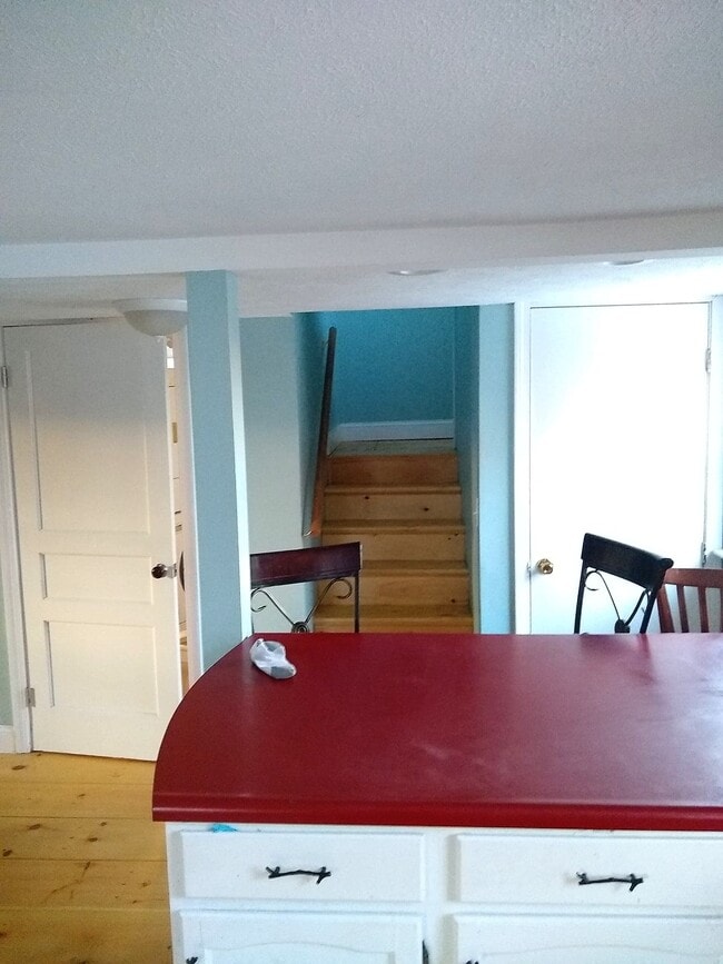 Building Photo - 108 Mill Ln