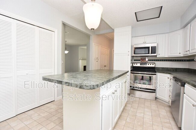 Foto del edificio - 1127 Oakhill St