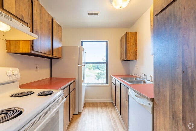 Building Photo - Knob Pines Apartments